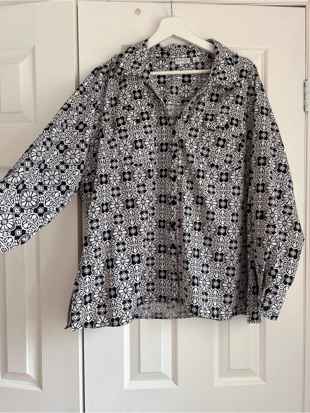 Kim Rogers Black & White Printed Blouse